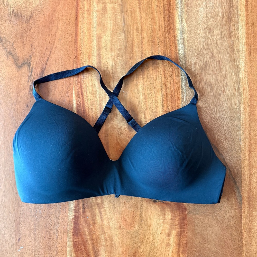 Victoria's Secret Women's Black Wireless T-Shirt Bra Size 36C
